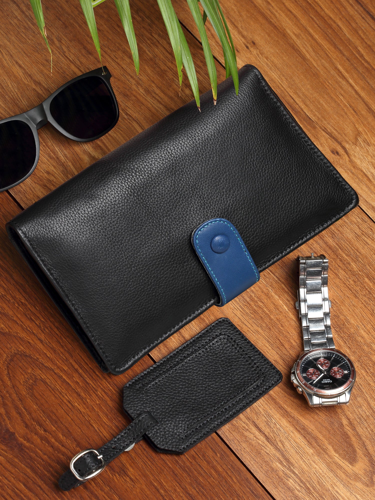 Classic travel Wallet with Luggage Tag