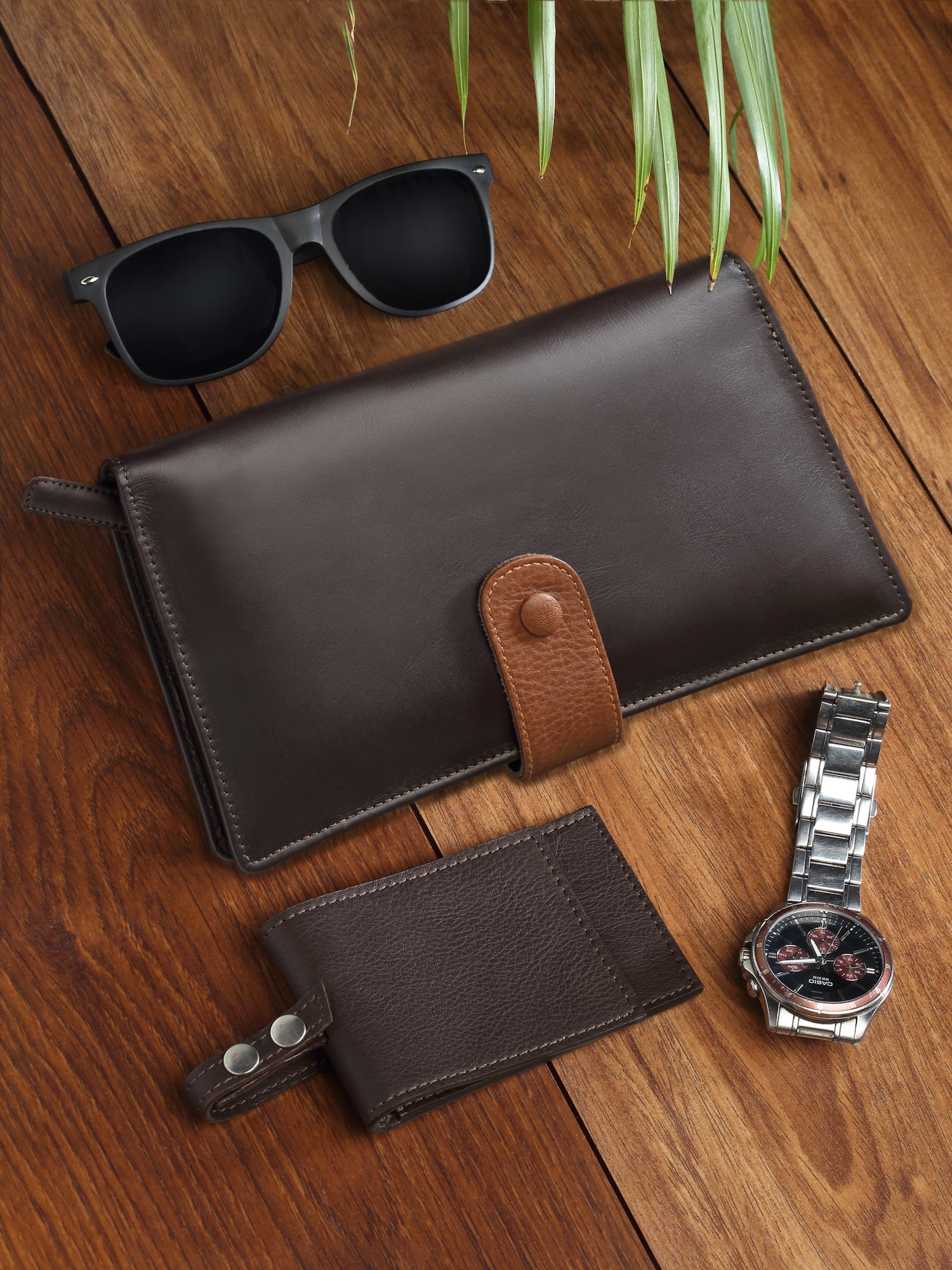Classic Travel Wallet with luggage Tag