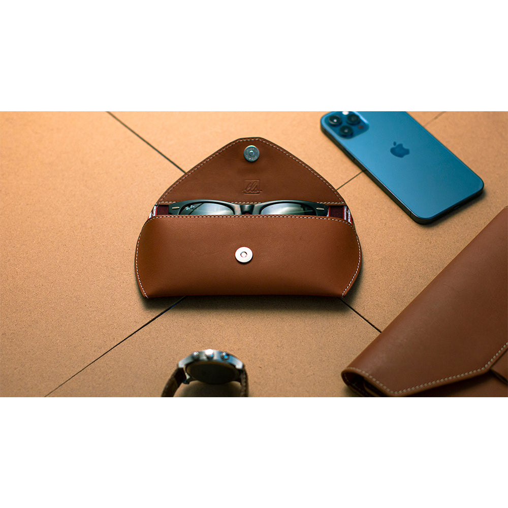 Suave Sunglass Case - Mocha Brown