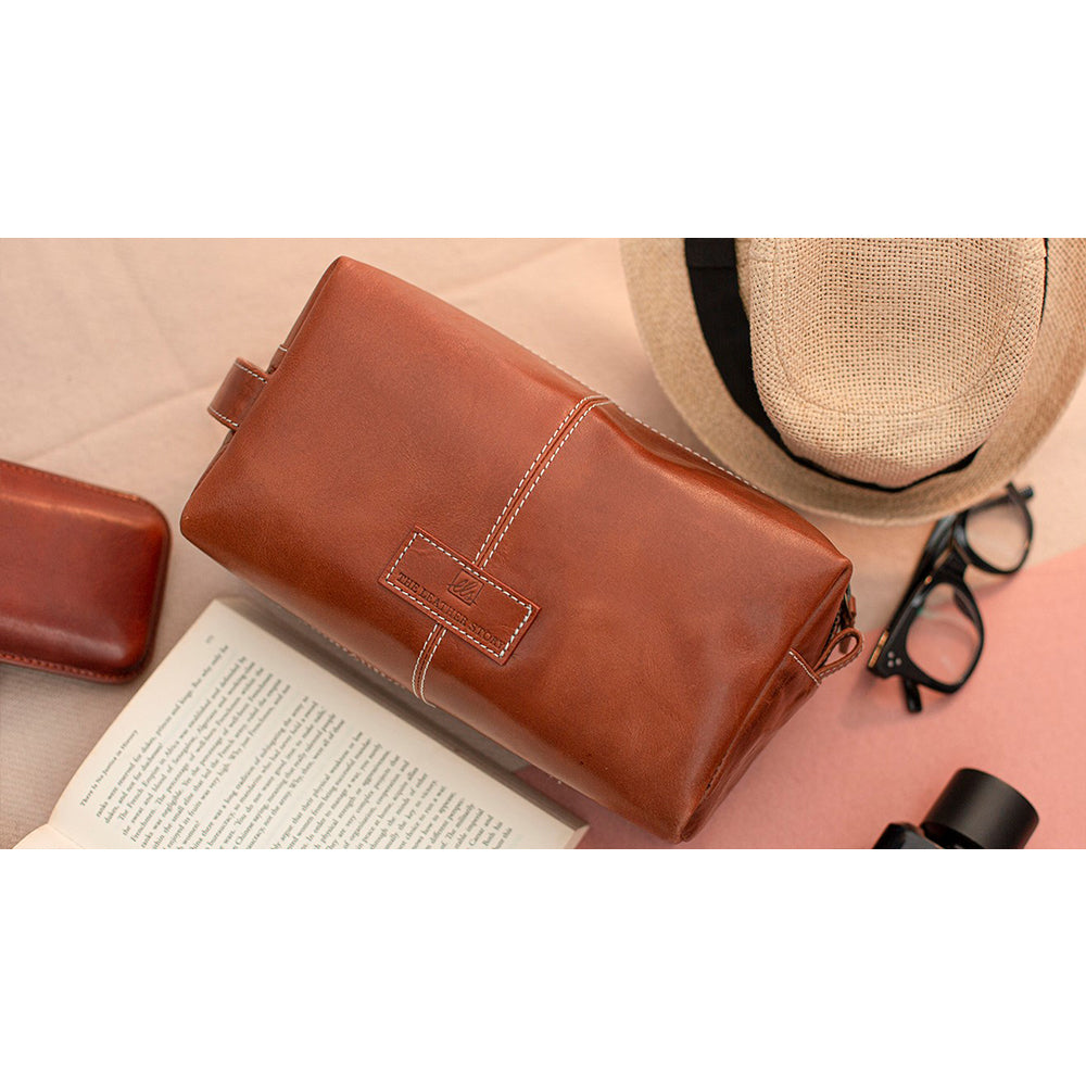 Jet Setter Wash Bag - Cognac